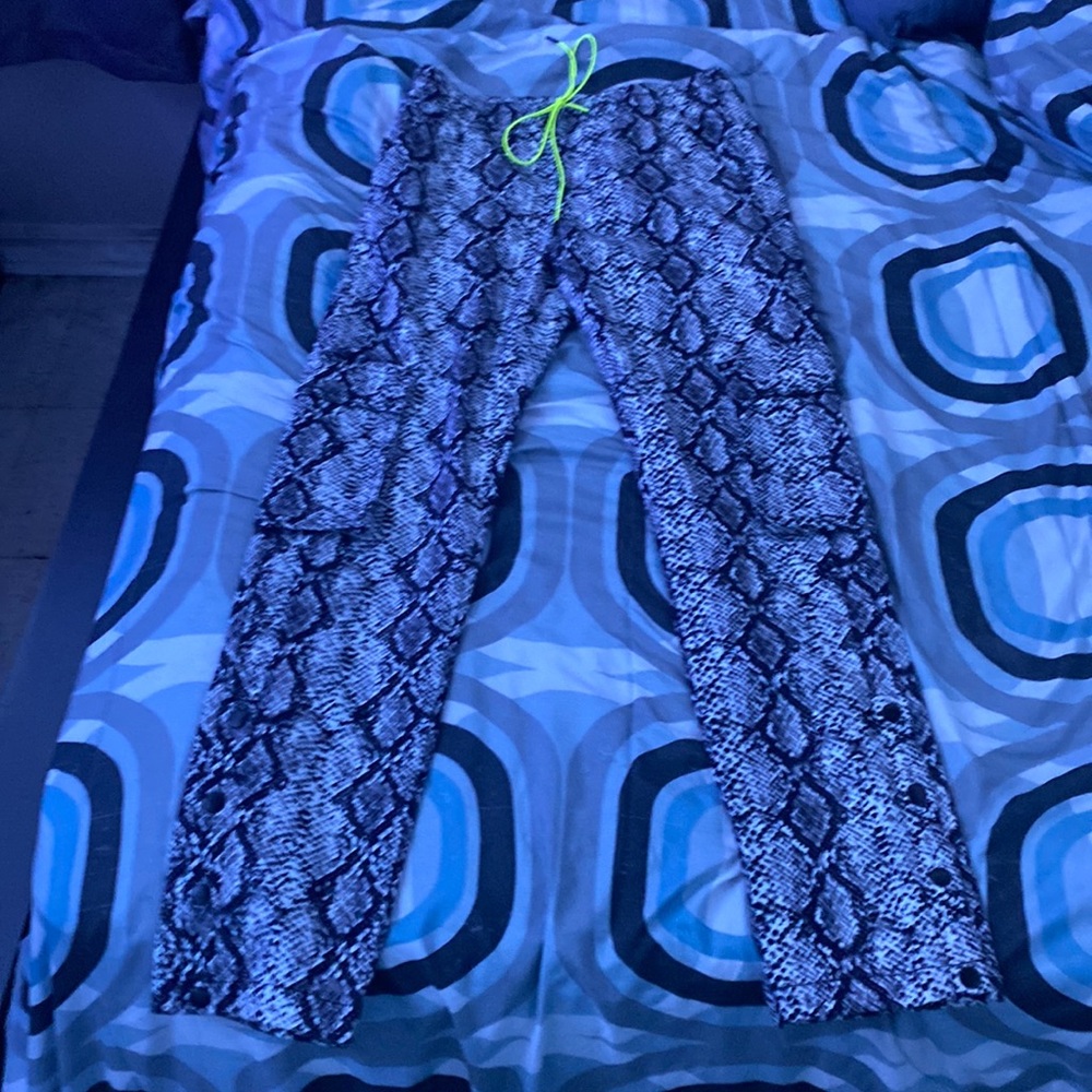 Fashion nova men flared jeans